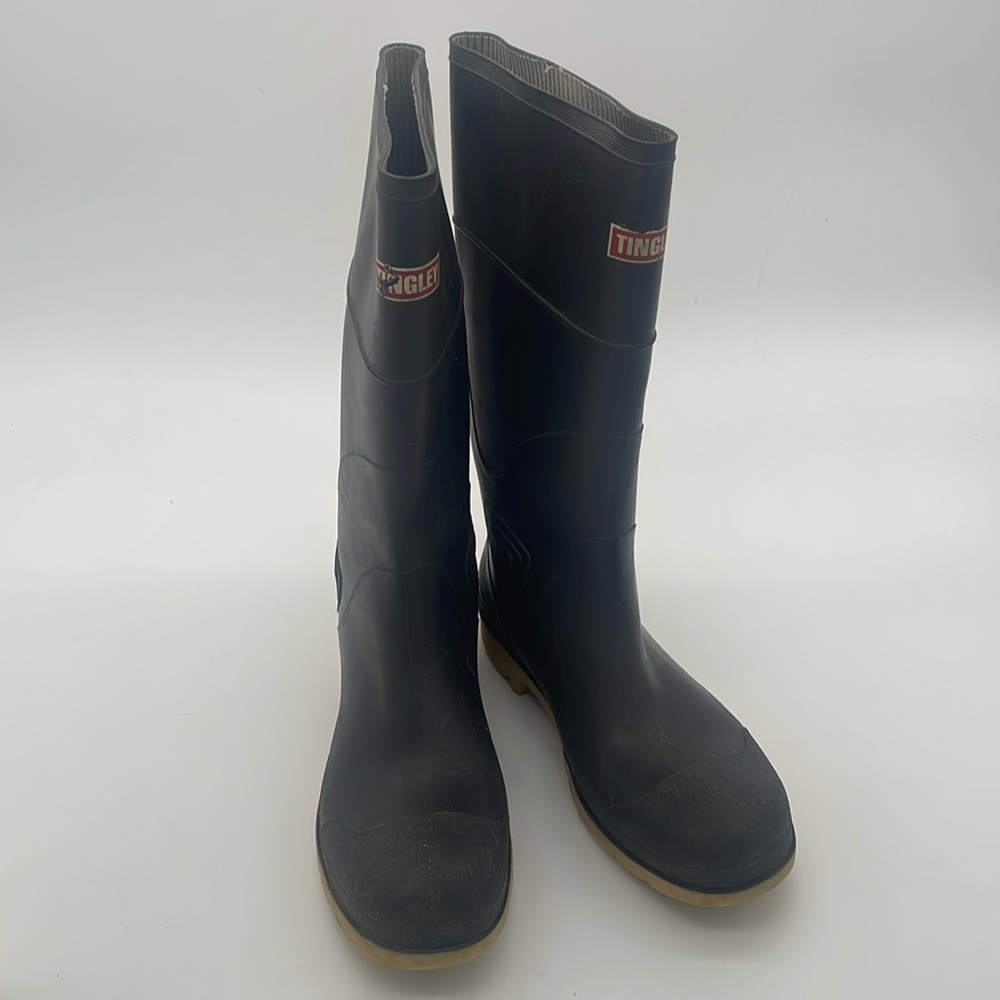 TINGLEY Brown Rubber Rain/ Muck Boots still plenty of use left in them! Size 10
